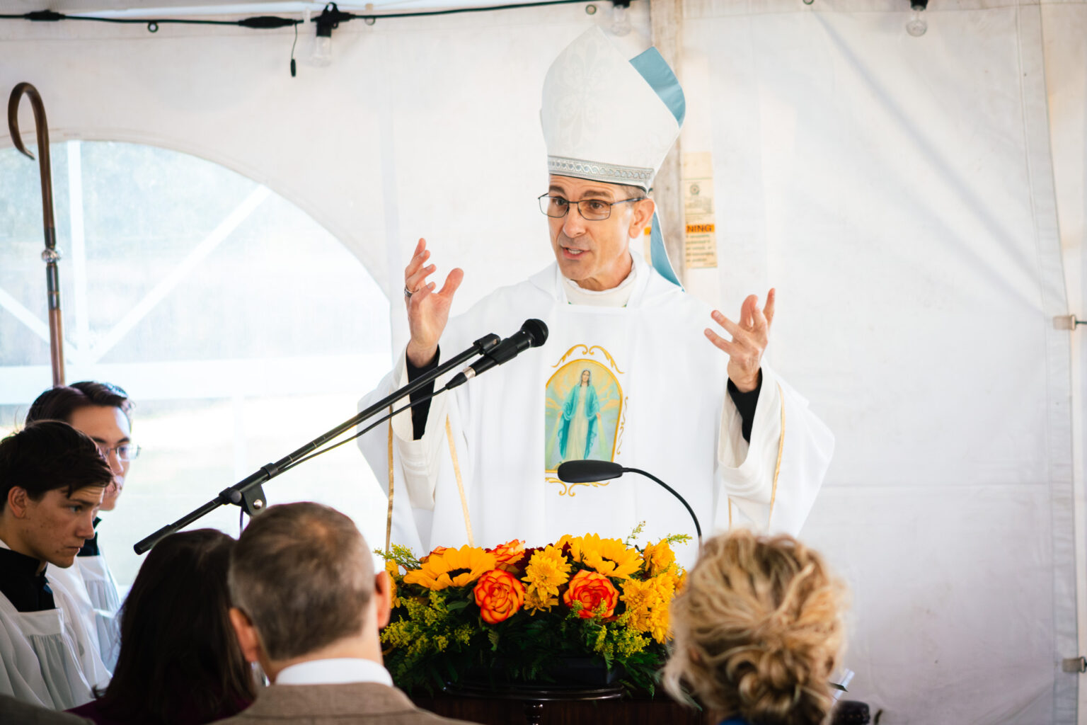 Bishop Ruggieri Celebrates TMC’s Convocation Mass | Thomas More College